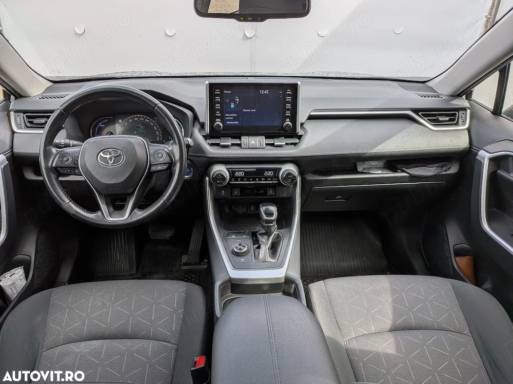 Vand toyota rav 4 hybrid awd 2.5 hsd a t dynamic