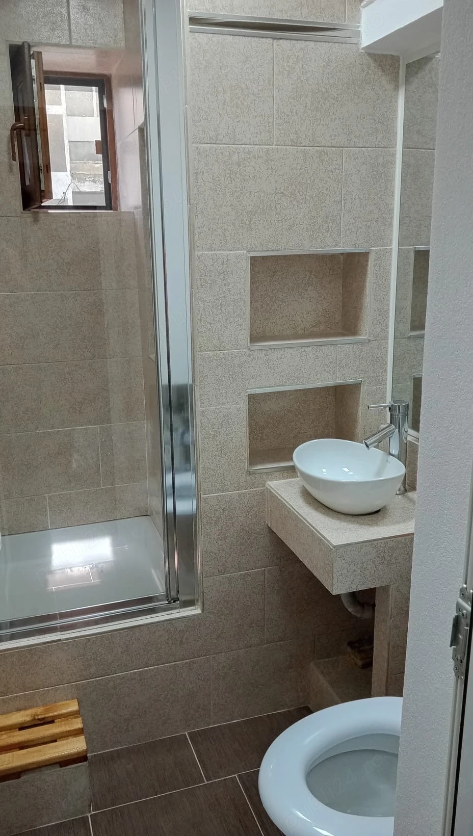 Apartament cu o camera in Stei, Bihor