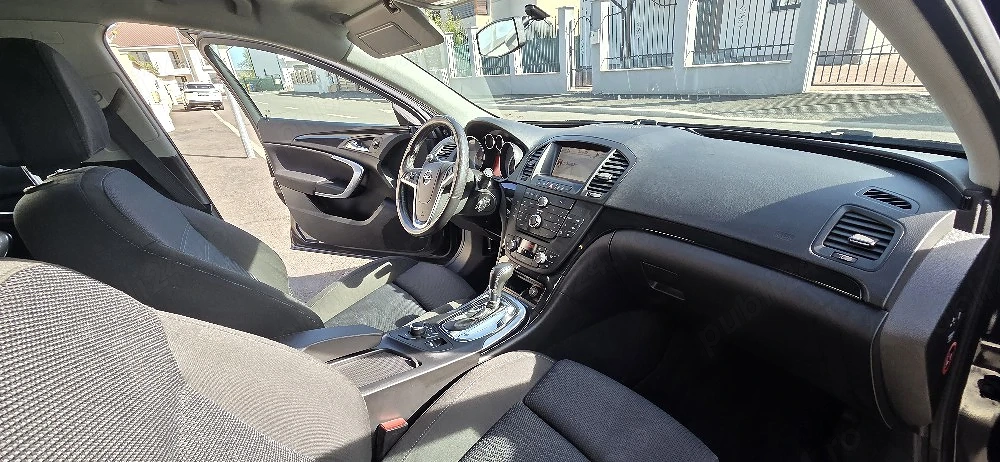 Vând Opel Insignia, automat 160 cp