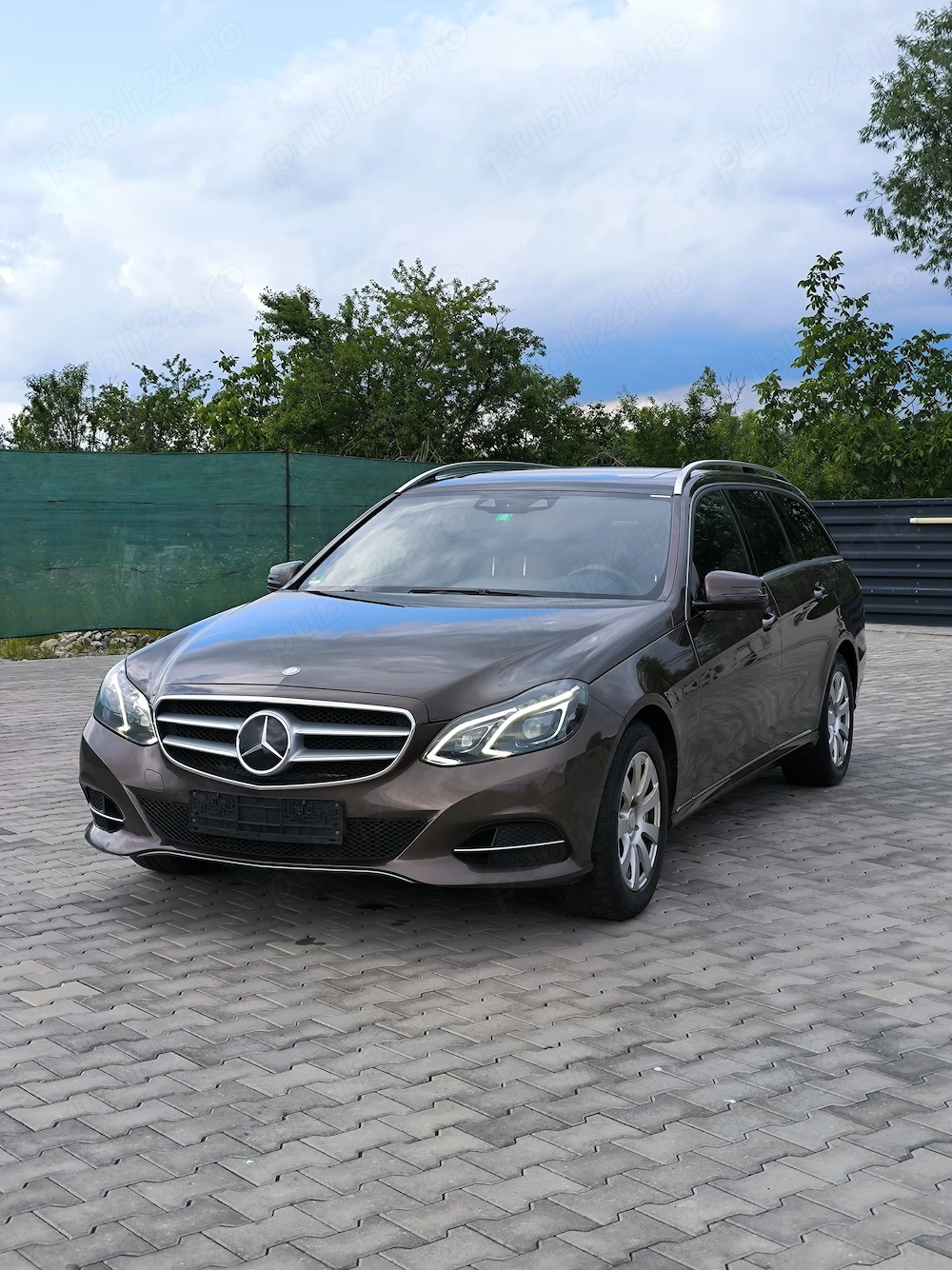 2014 Mercedes E300 Hybrid 2.2 Diesel + Electric Foarte dotat Consum mic