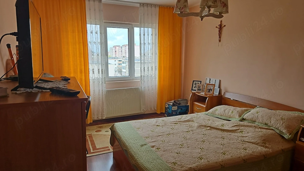 Proprietar vand apartament 2 camere, decomandat, 59mp, Zorilor, fara intermediari