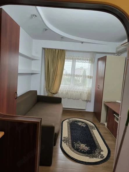 Garsoniera de inchiriat   Zona Aradului str Felix