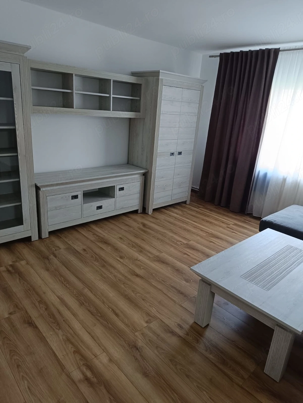 Apartament 3 camere parter C.R.Vivu