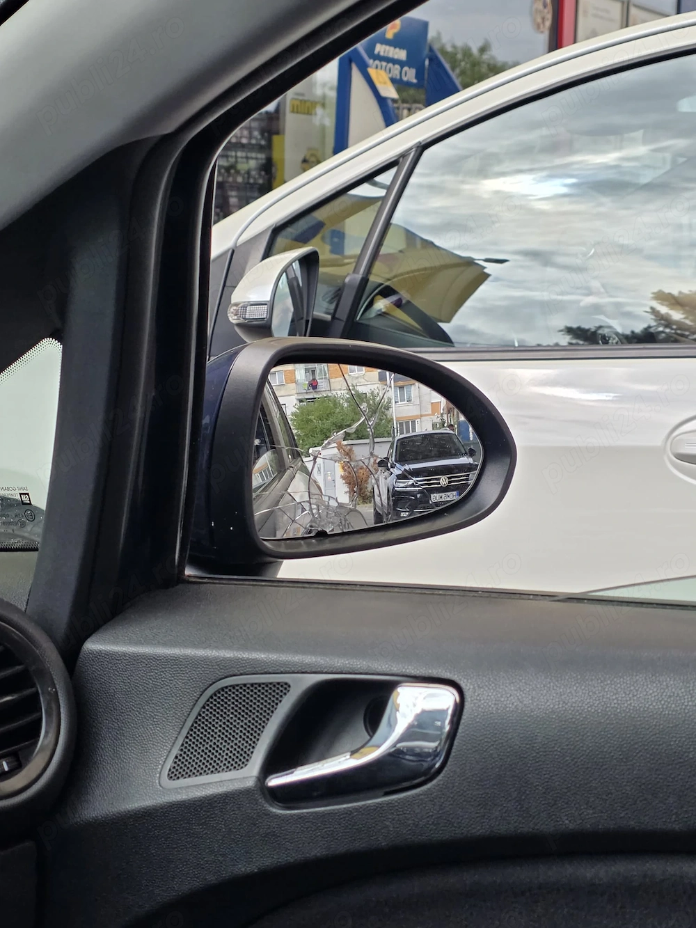 Vând mașină Opel Corsa