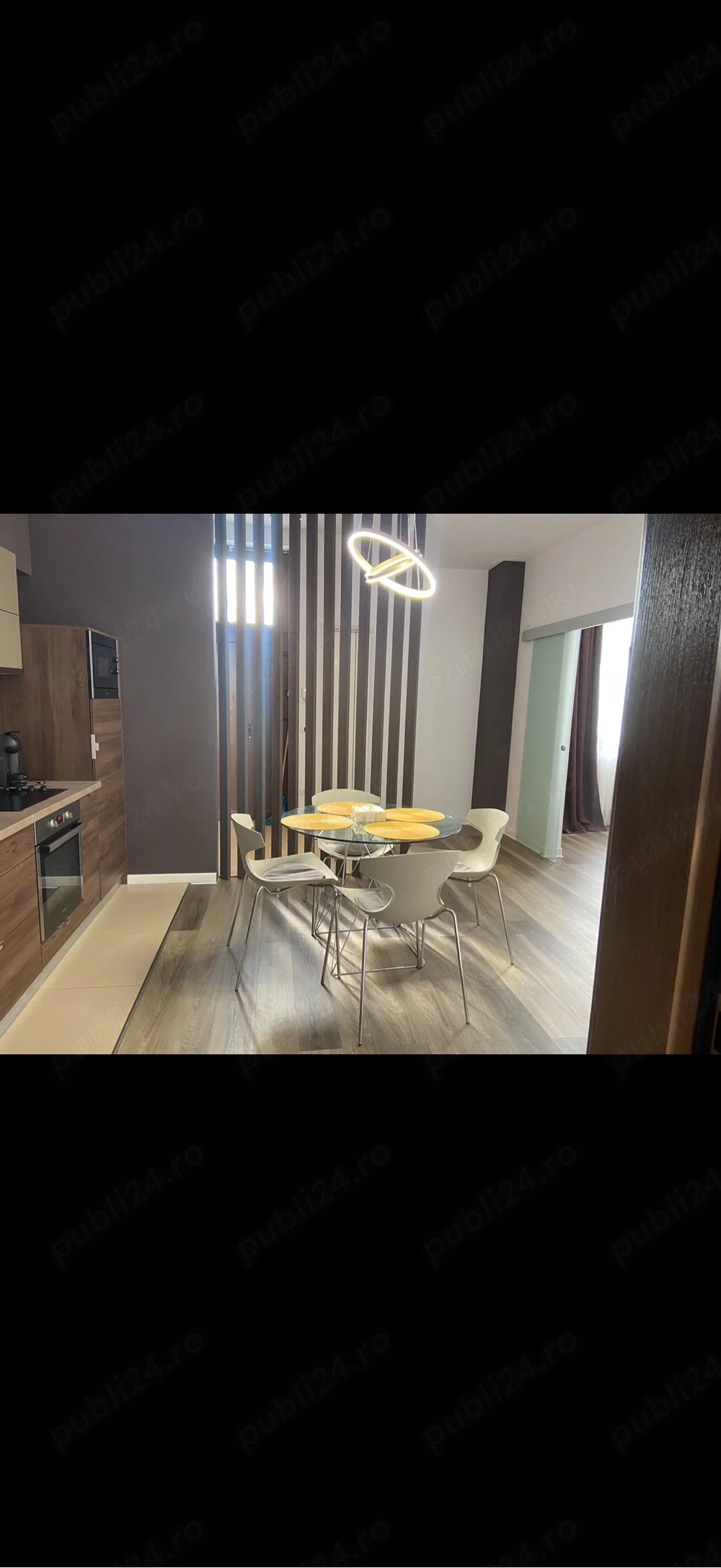Proprietar Vand apartament 3 camere parter zona Mall