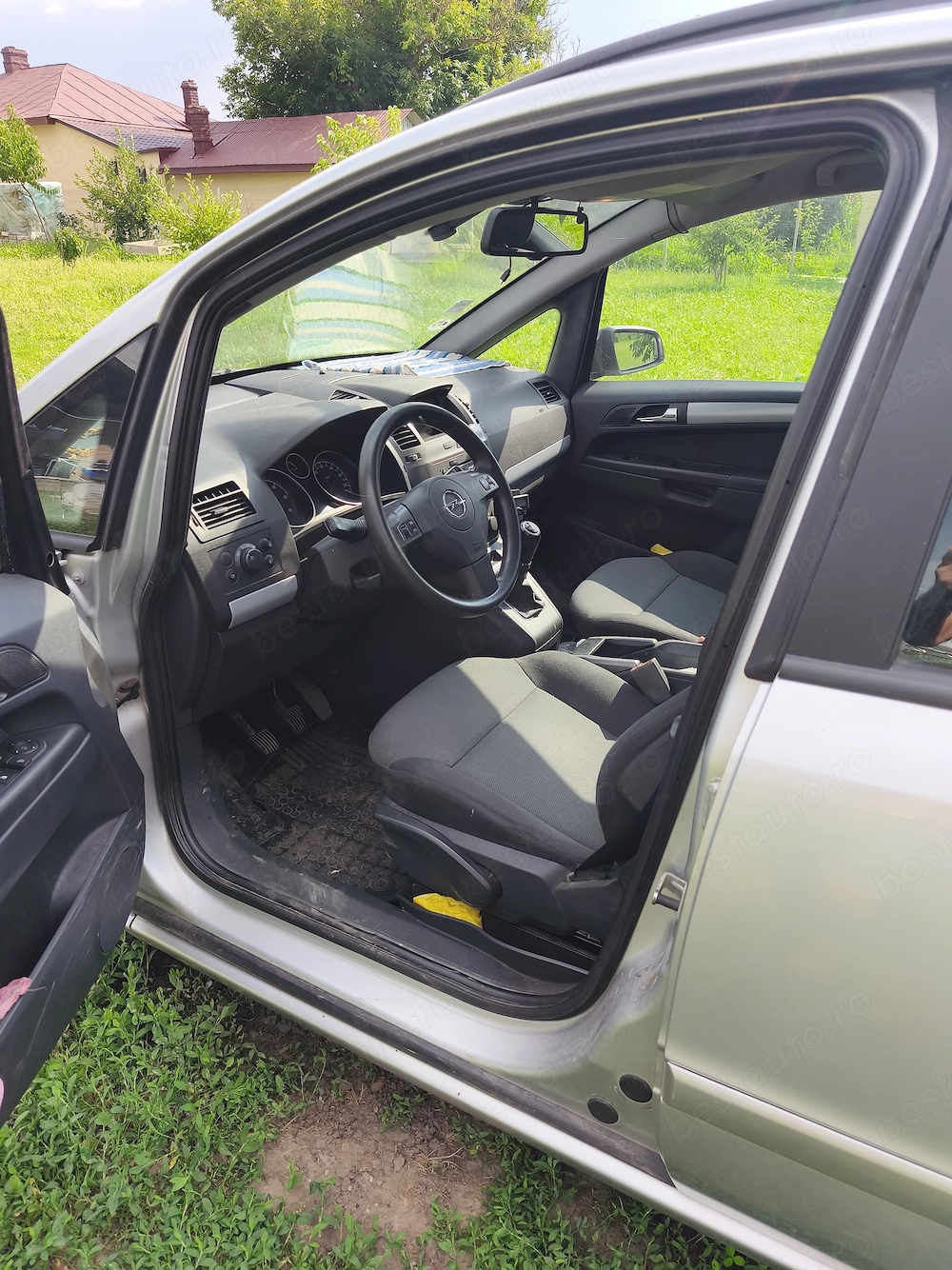 Opel Zafira 1.9 diesel, 7 locuri 