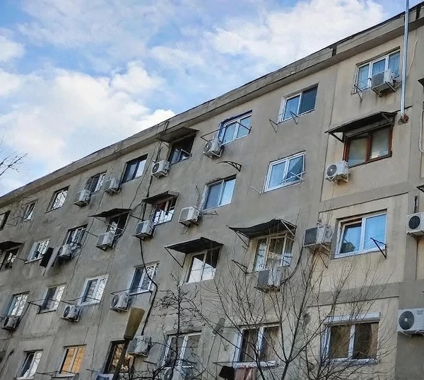 Garsoniera-camera de camin, 20 m.p., Autogara Militari, Metrou Pacii, 32.000E neg. IdeaI investitie