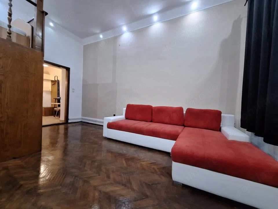Ultracentral - Apartament cu 1 camera in cladire istorica - Piata Unirii