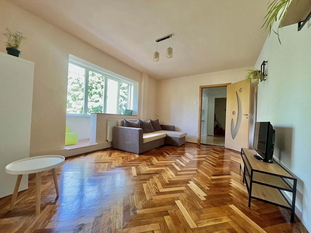 3 cam confort 1 etaj 2 centrala proprie bloc izolat zona Circumvalatiunii