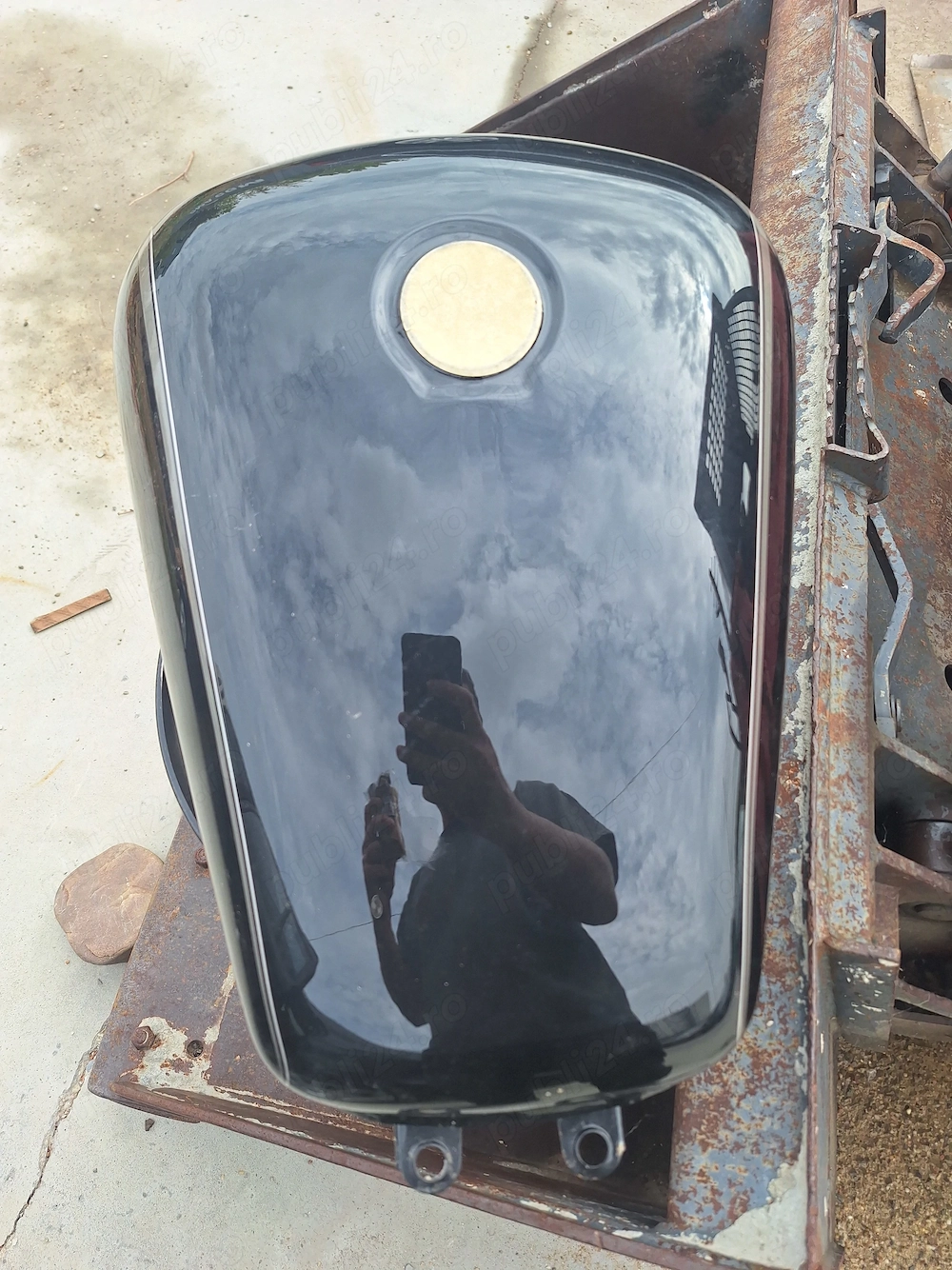 Rezervor moto Suzuki GZ- cod 44100-12FJ0-Y7L