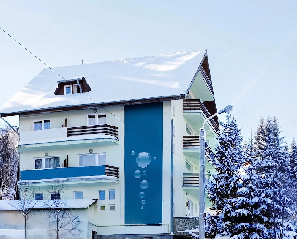 MEGA OCAZIE ! - Pensiune Predeal, 750mp, S+P+2E+2M, teren 500mp