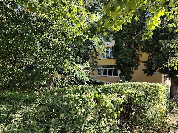 Vand apartament doua camere,Astra