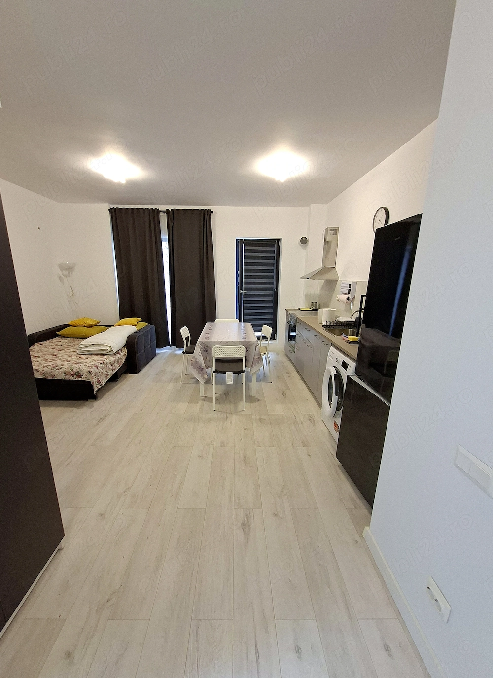 Garsonieră premium 42 mp, bloc nou 2024, balcon, complex VAMT - 400 euro