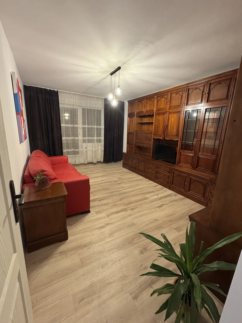 De inchiriat ap cu 2 camere