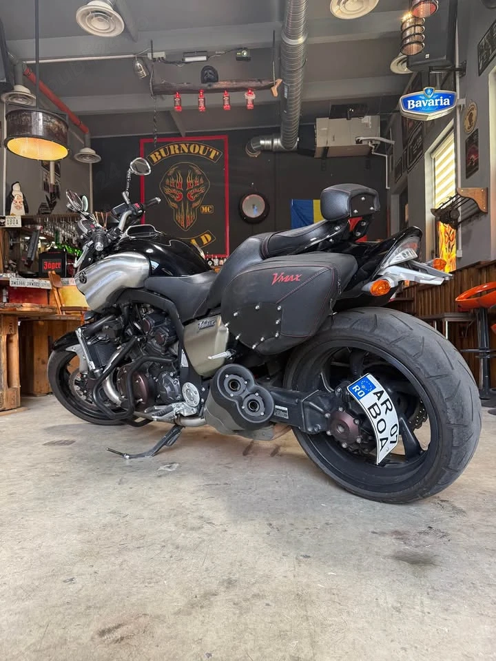 Yamaha VMAX 1700 Roata 240