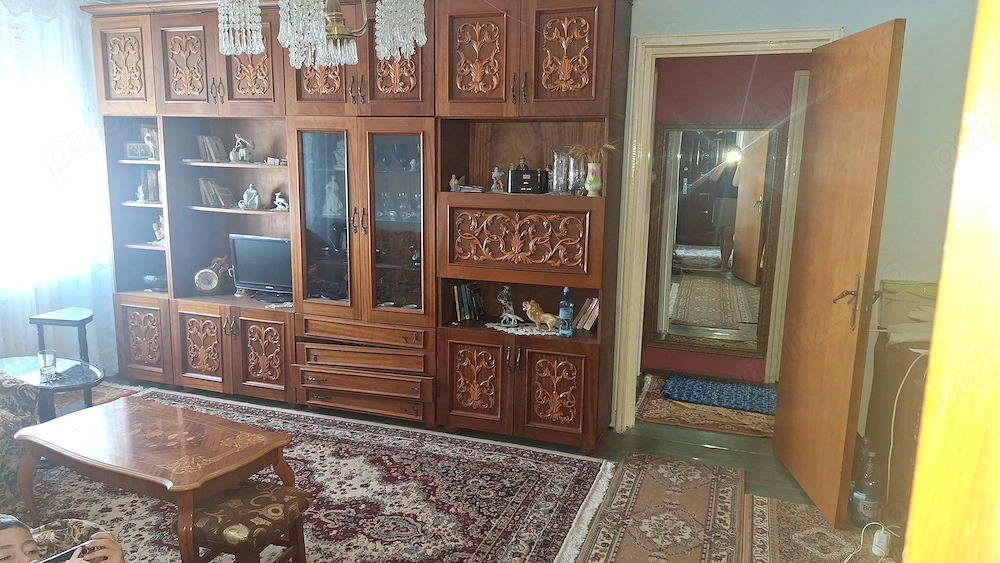 Apartament 3 camere de închiriat   Titan, zona Auchan Iris
