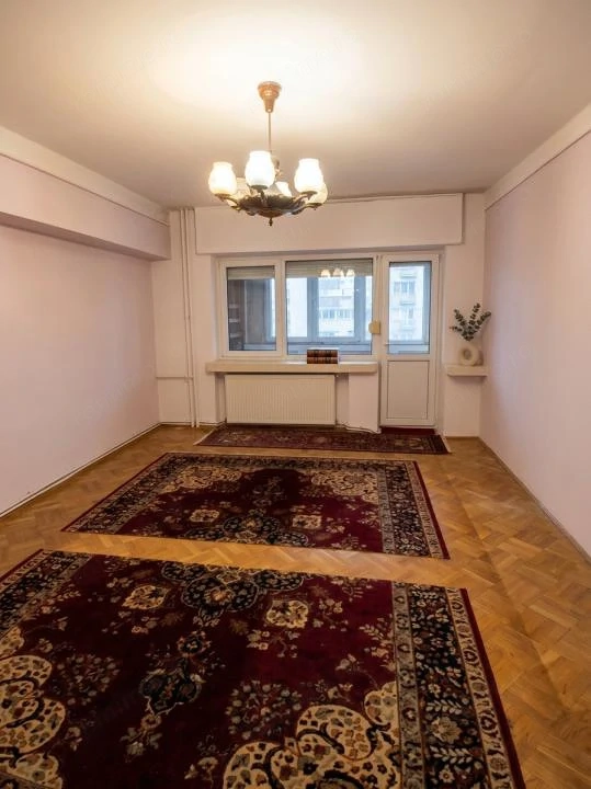 Ultracentral, 3 camere
