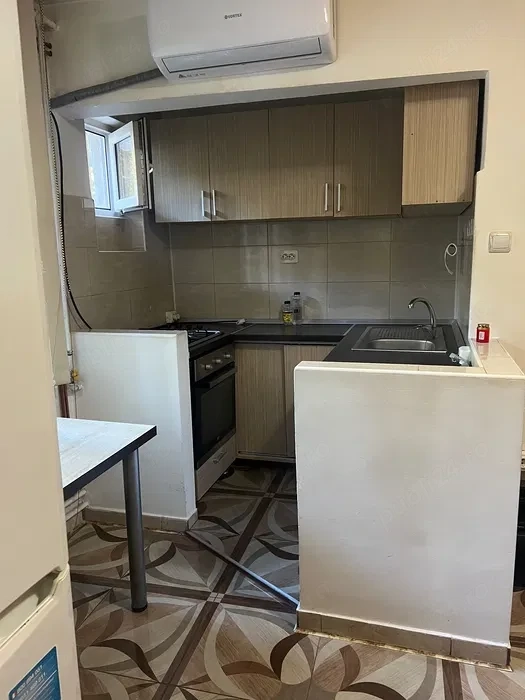 Apartament cu 2 camere, la parter zona Sagului langa Ciuperca si Unicarm