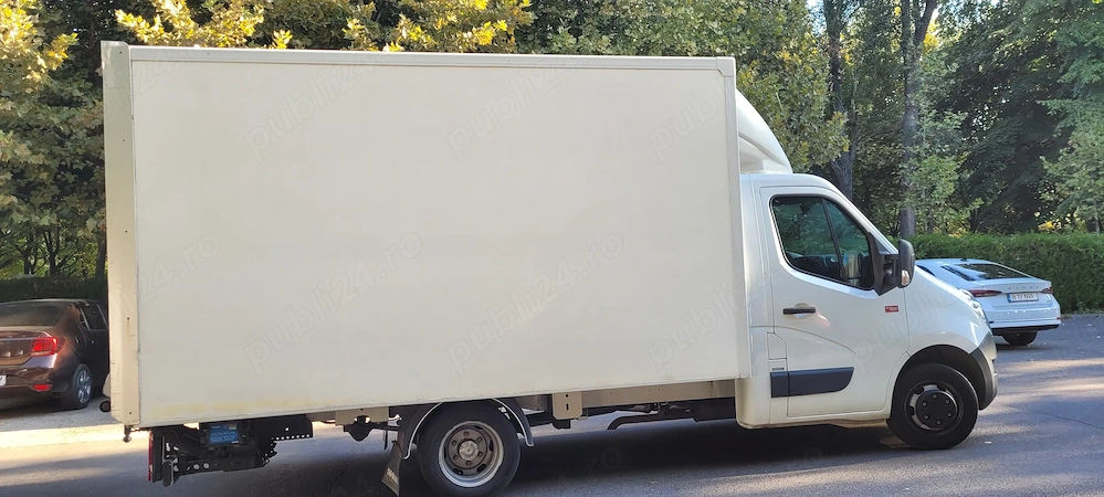 Vand Renault Master cu motor defect