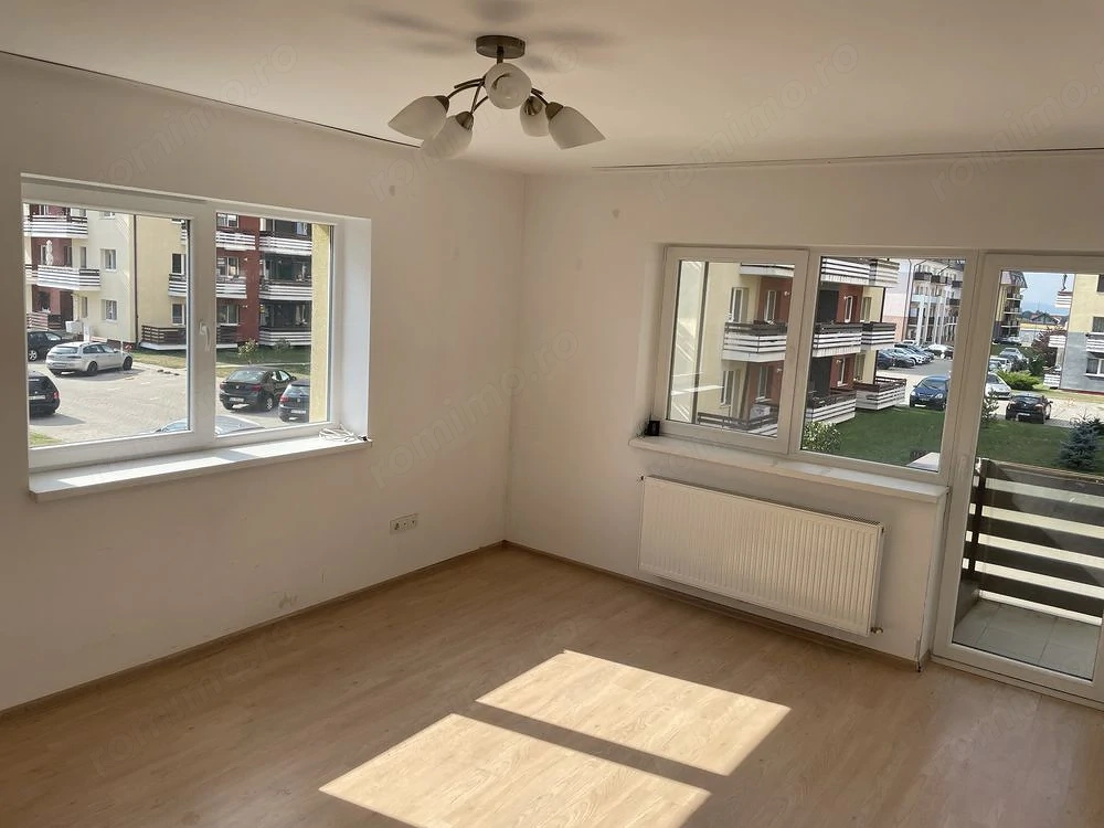 Inchiriez apartament 2 camere