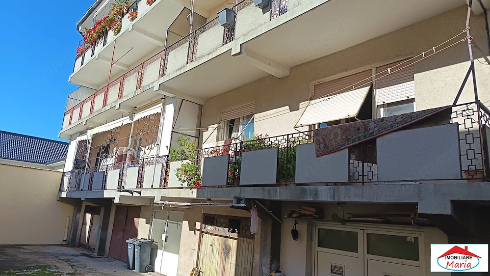 Apartament etaj 1 in asociatie 4 camere semicentral