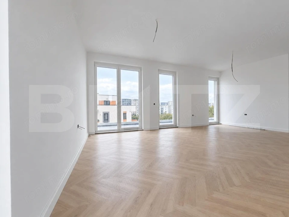 Penthouse de vânzare, 68 mp, zona Tractorul