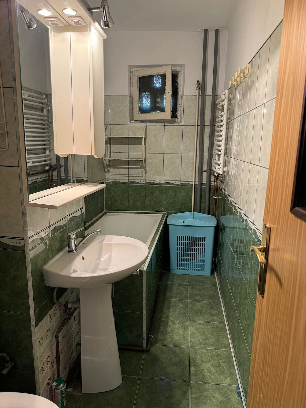 Închiriez apartament, 2 camere