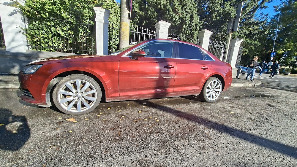 Vand Audi a4 b9 limousine 2.0 tdi 150 cp an 2016
