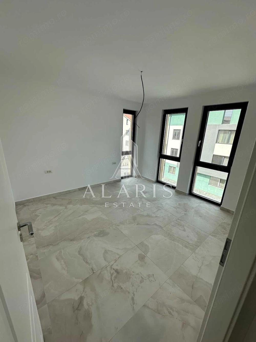 Apartament cu 2 camere, Bloc nou, Giroc