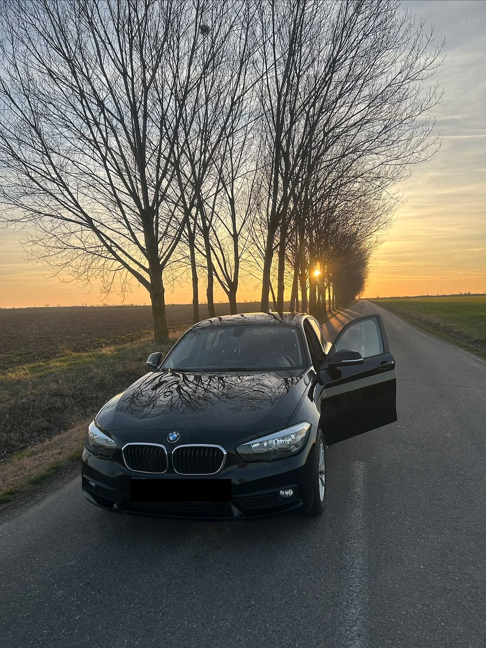 Vând BMW Seria 1   118i   2018 | Benzină | Negru