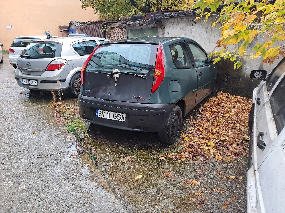 Vand Fiat Punto pt piese