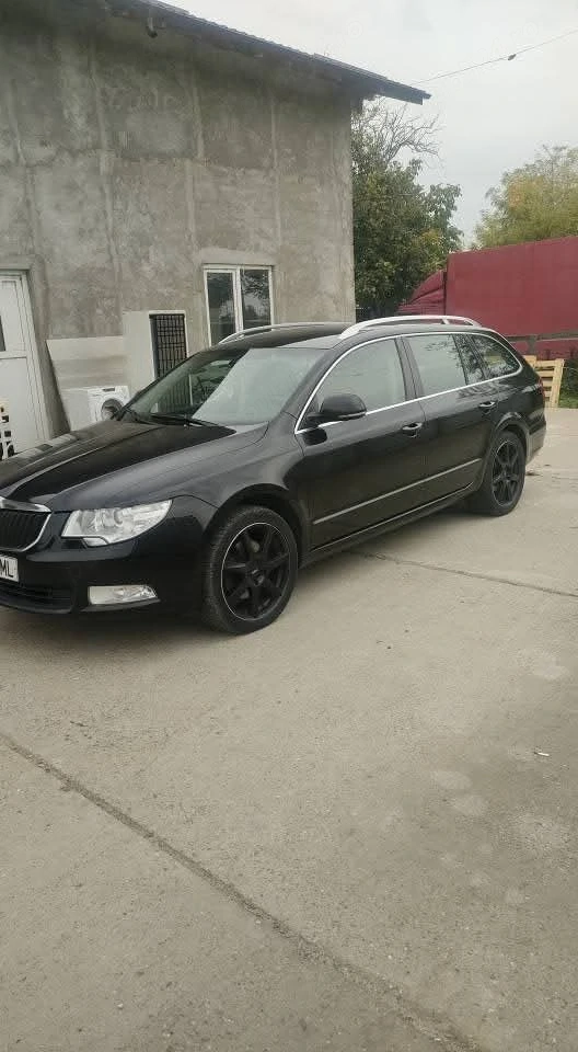 De vânzare Skoda superb