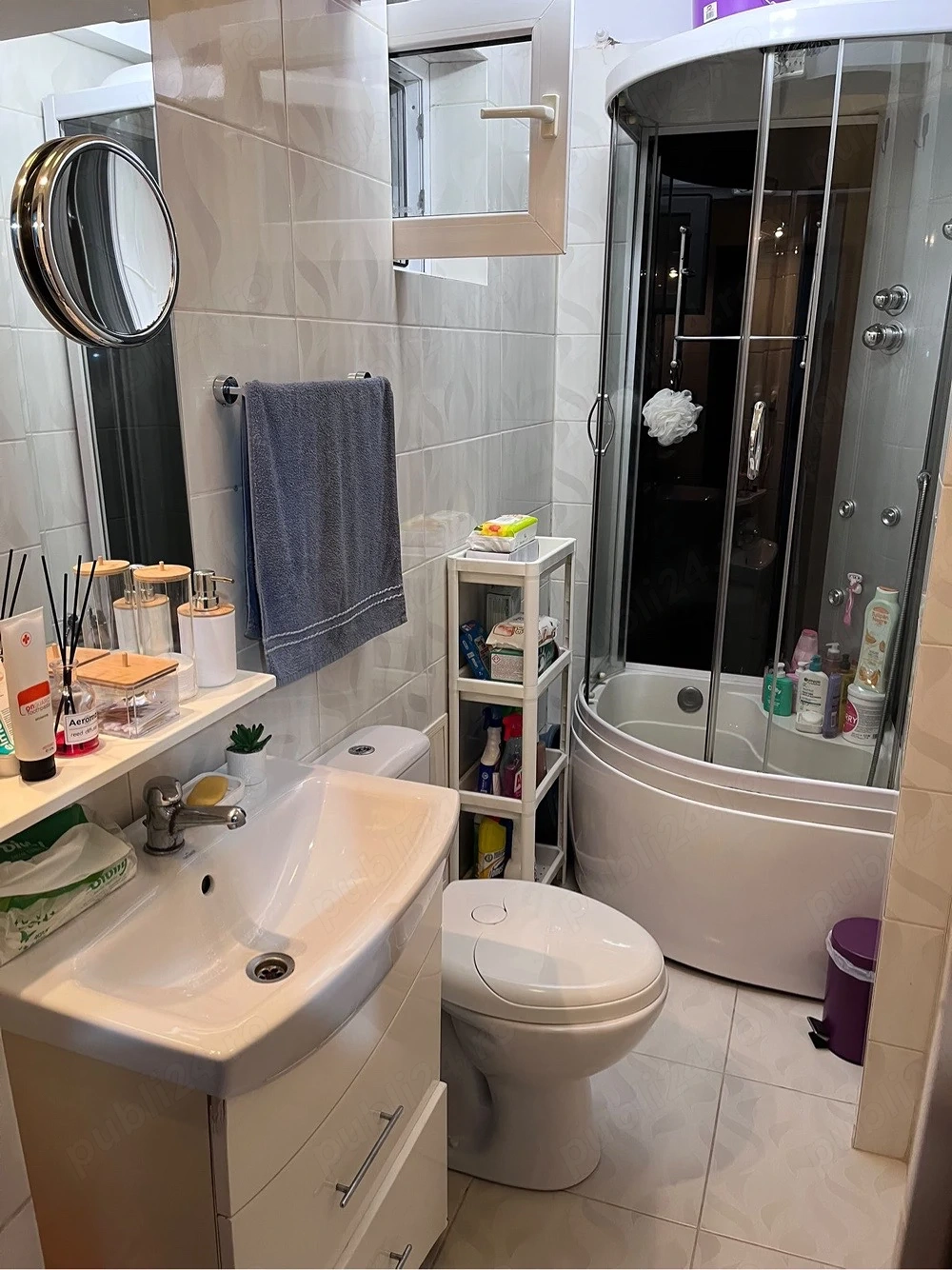 inchiriez apartament