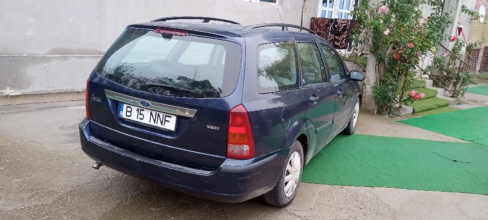 vând Ford focus ghia 1.8 diesel 