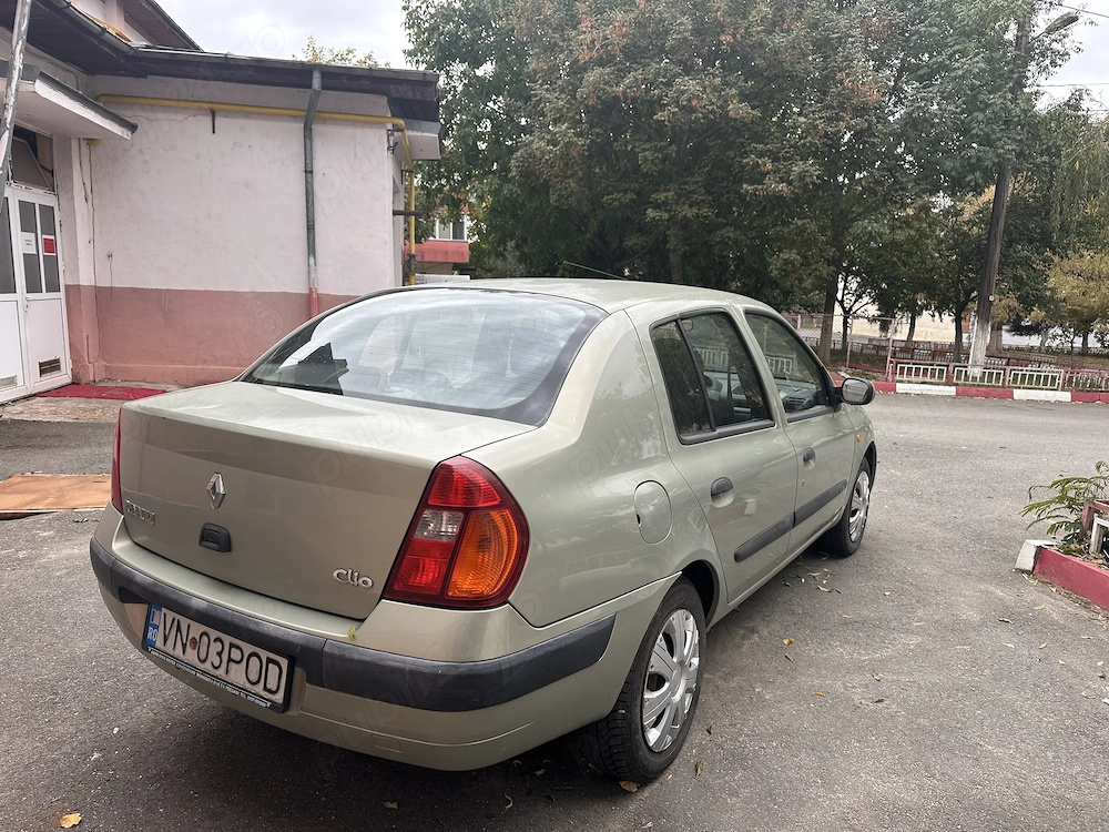 Vând Renault Clio Symbol