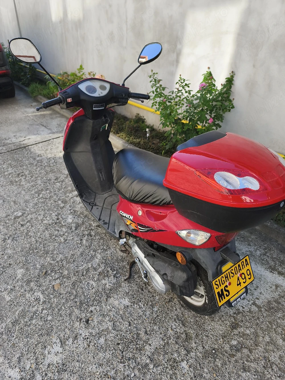 Se vinde ciclomotor DAILIM 