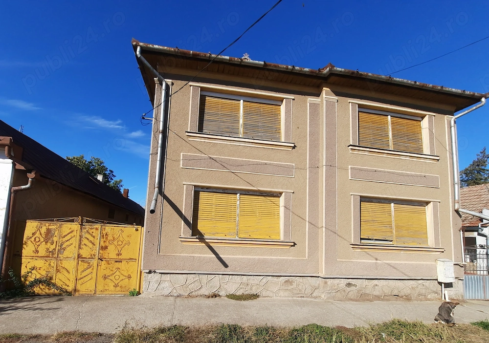 Casa de vanzare