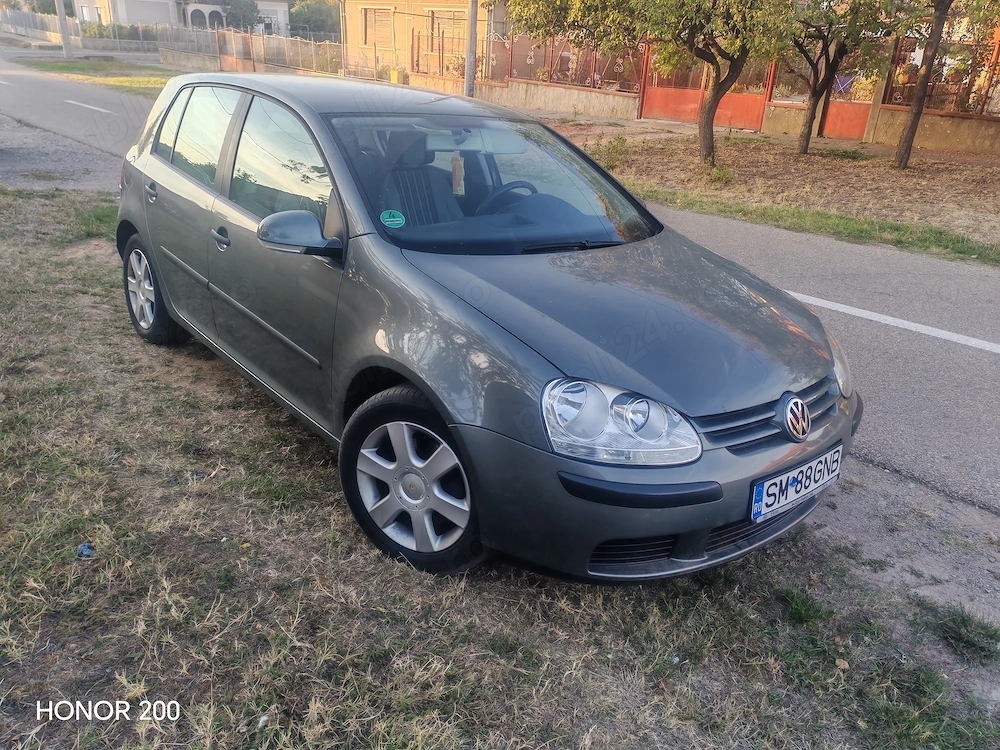 Golf 5 2004