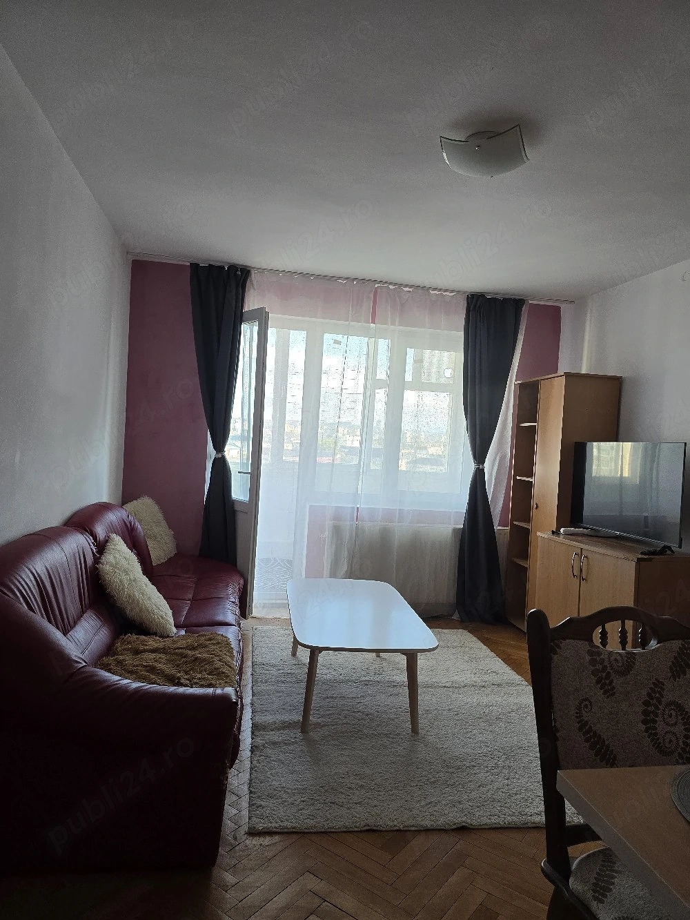    Apartament spațios cu 3 camere de închiriat   Baia Mare (Str. Victor Babeș, zona TBC)! 