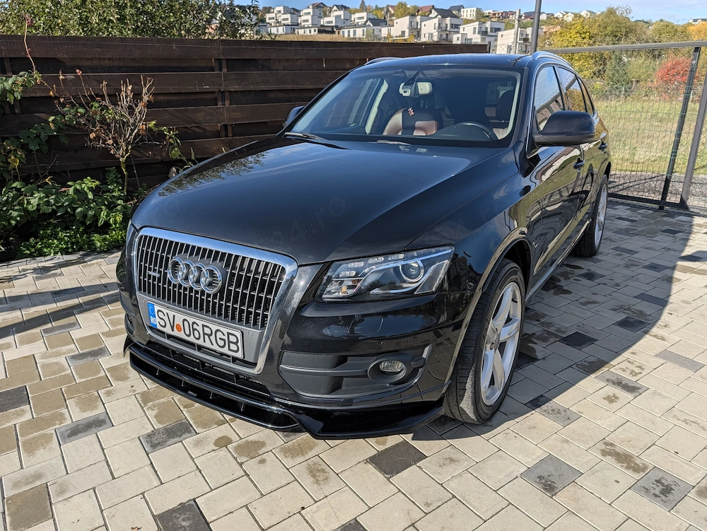 Audi Q5 2.0 TDI  Quattro 2009 | Manual | 223.000 km | Panoramic, Distronic, Keyless