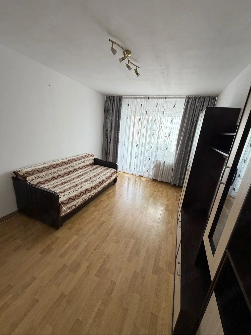 Apartament de inchiriat 