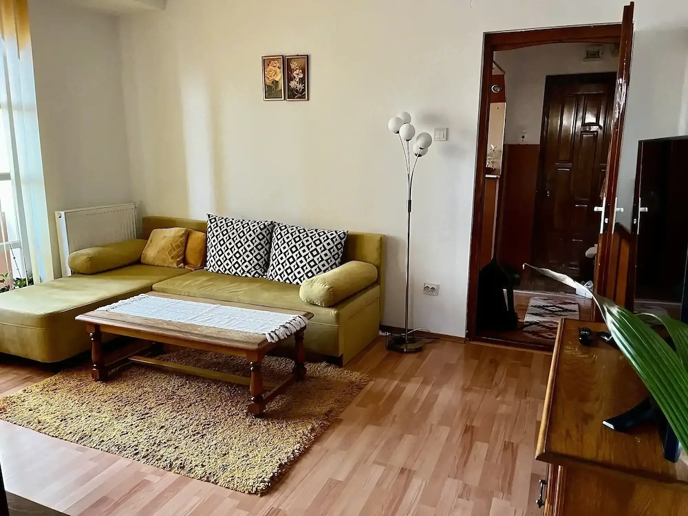 De vânzare apartament 2 camere la cheie preț negociabil