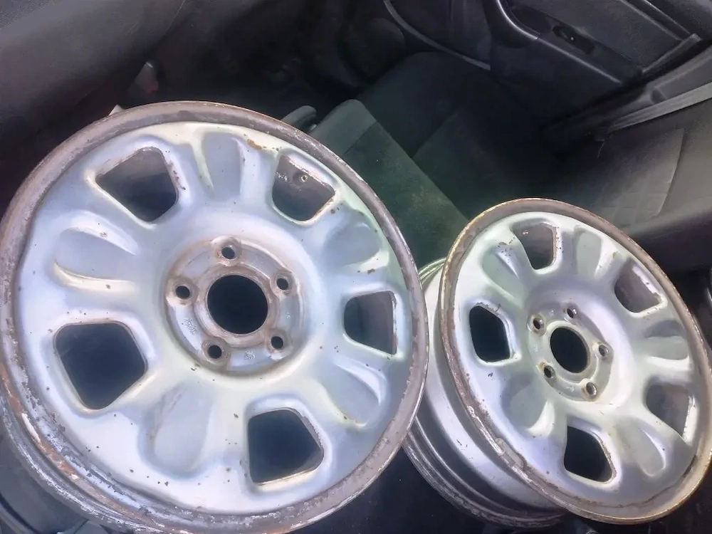 Jante de tabla pe 16" de Dacia Duster