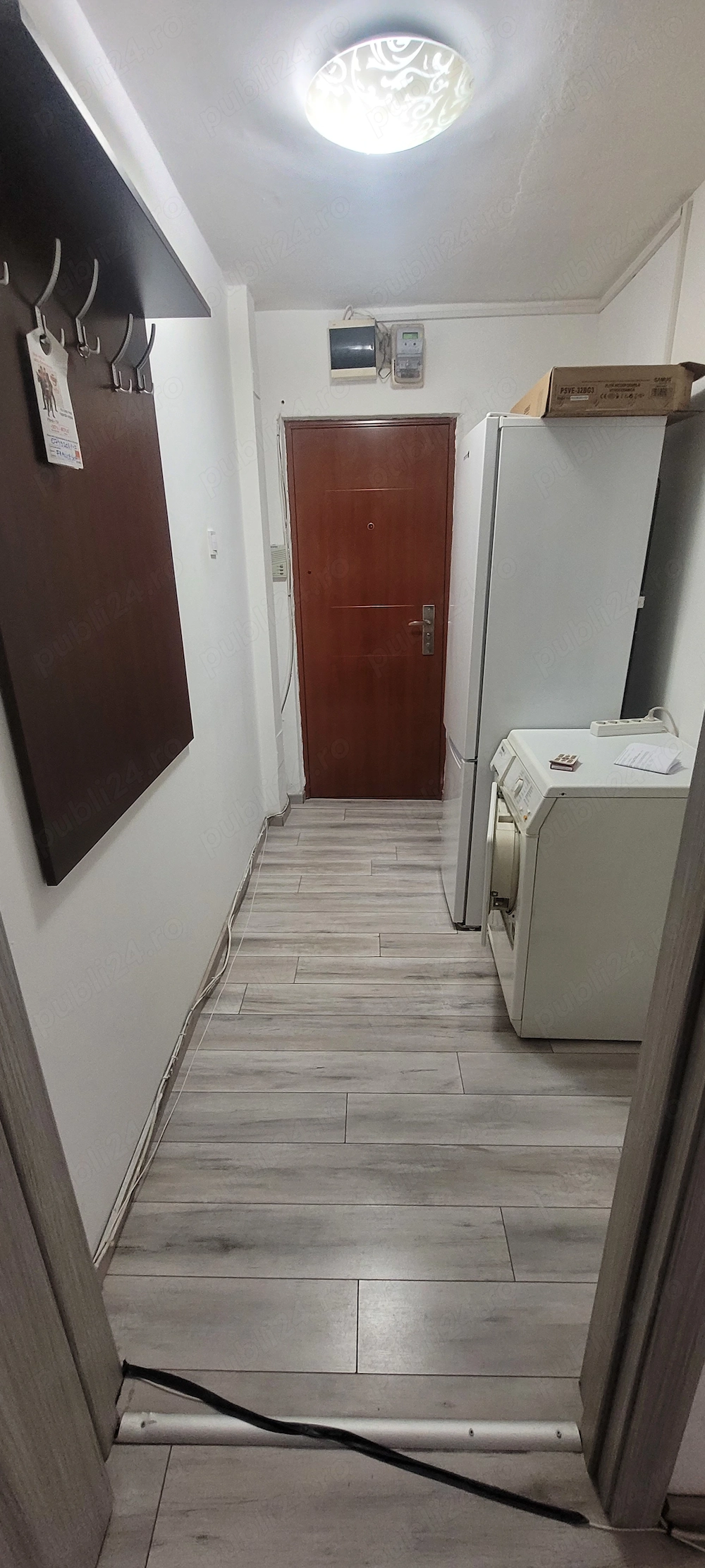 Închiriez apartament cu doua camere zona Complexul Studentesc 