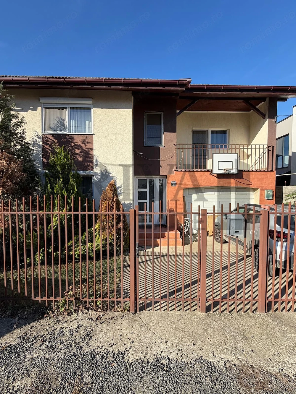 Casa tip duplex, 4 camere, 2 bai, 150 mp utili, garaj, Braytim