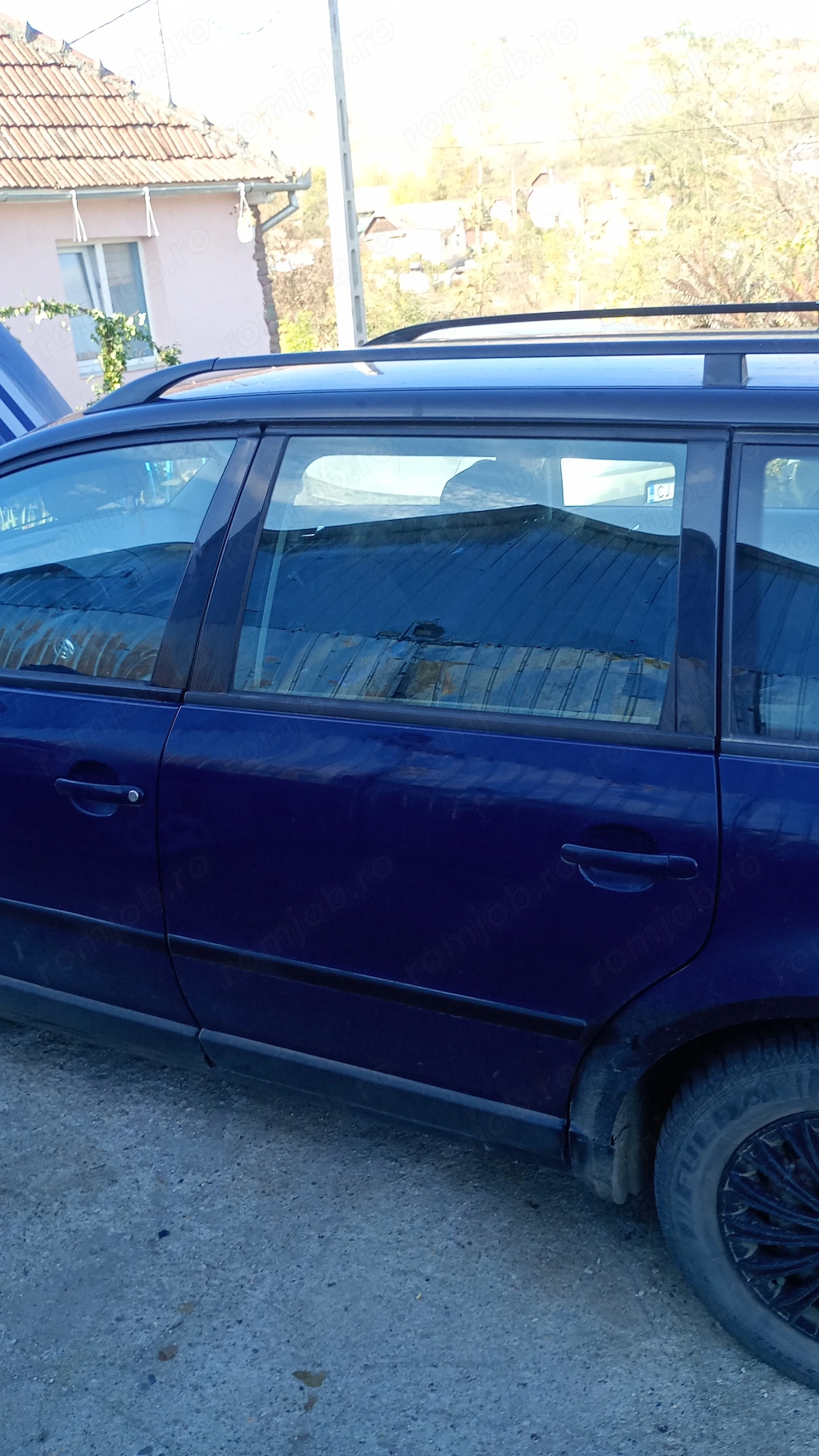 Vind vw passat din anul 2001 motor de 2000 turbo diesel in stare de funcționare cu acte la zi și fis
