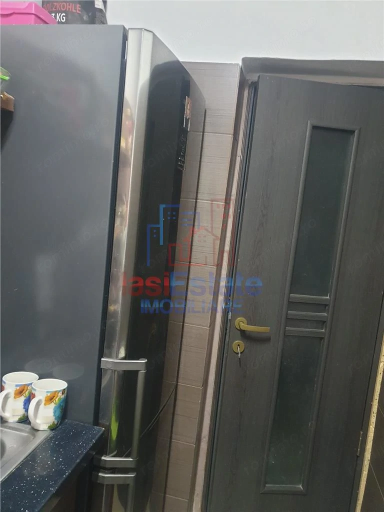 Apartament 2 camere zona Alexandru cel Bun