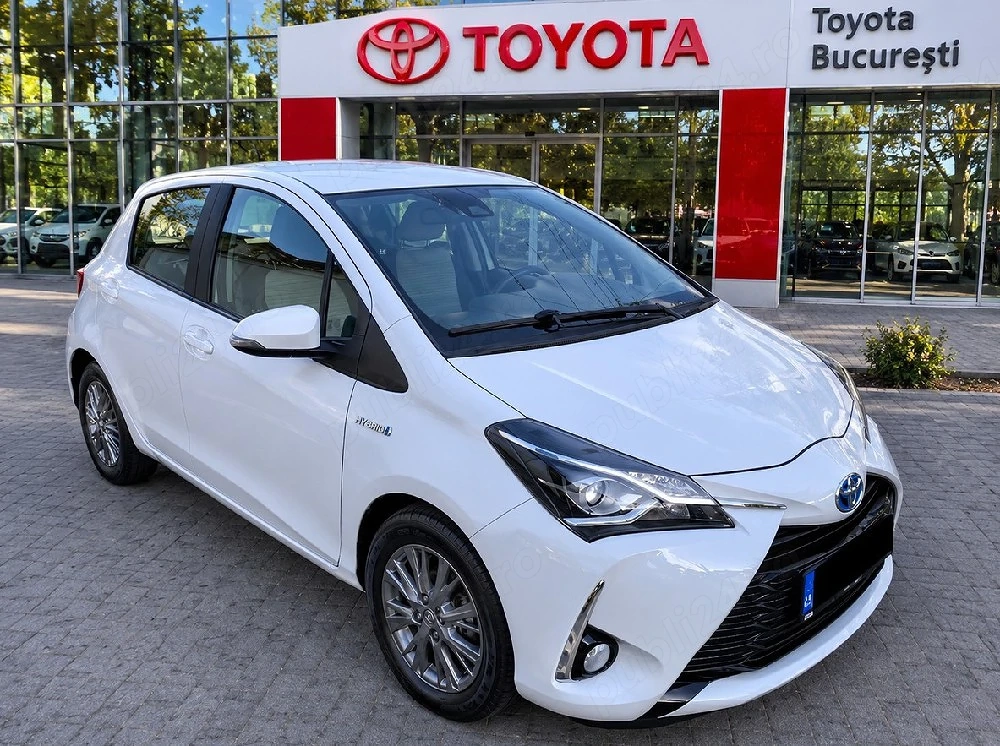 Toyota Yaris Hybrid (Oferta Unica)