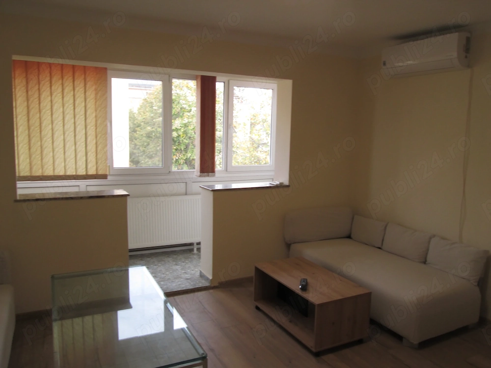 Inchiriez apartament 2 camere,zona Vlaicu, centrala proprie,spatios