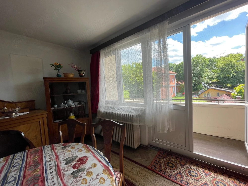 Apartament 3 camere ultracentral Hasdeu persoana fizica
